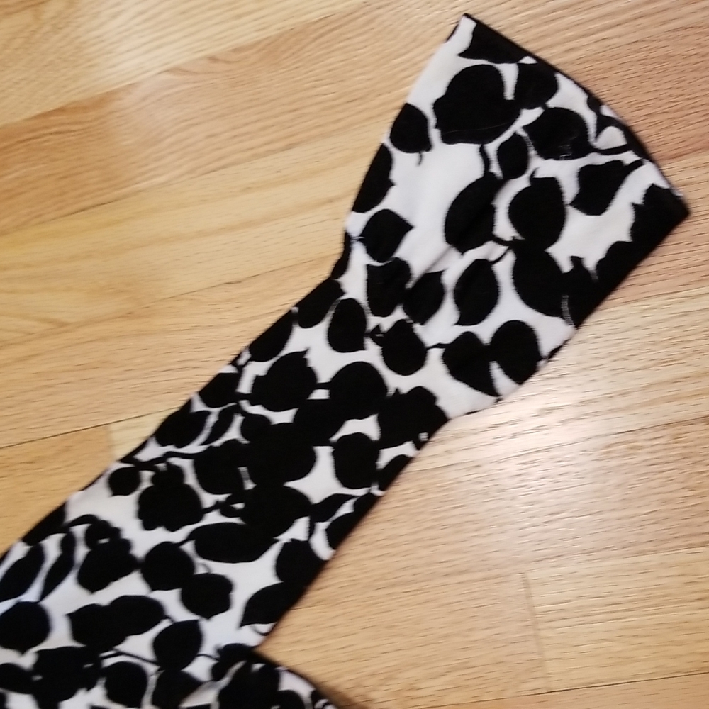 INC black and white leaf sweater with bell sleeves size small